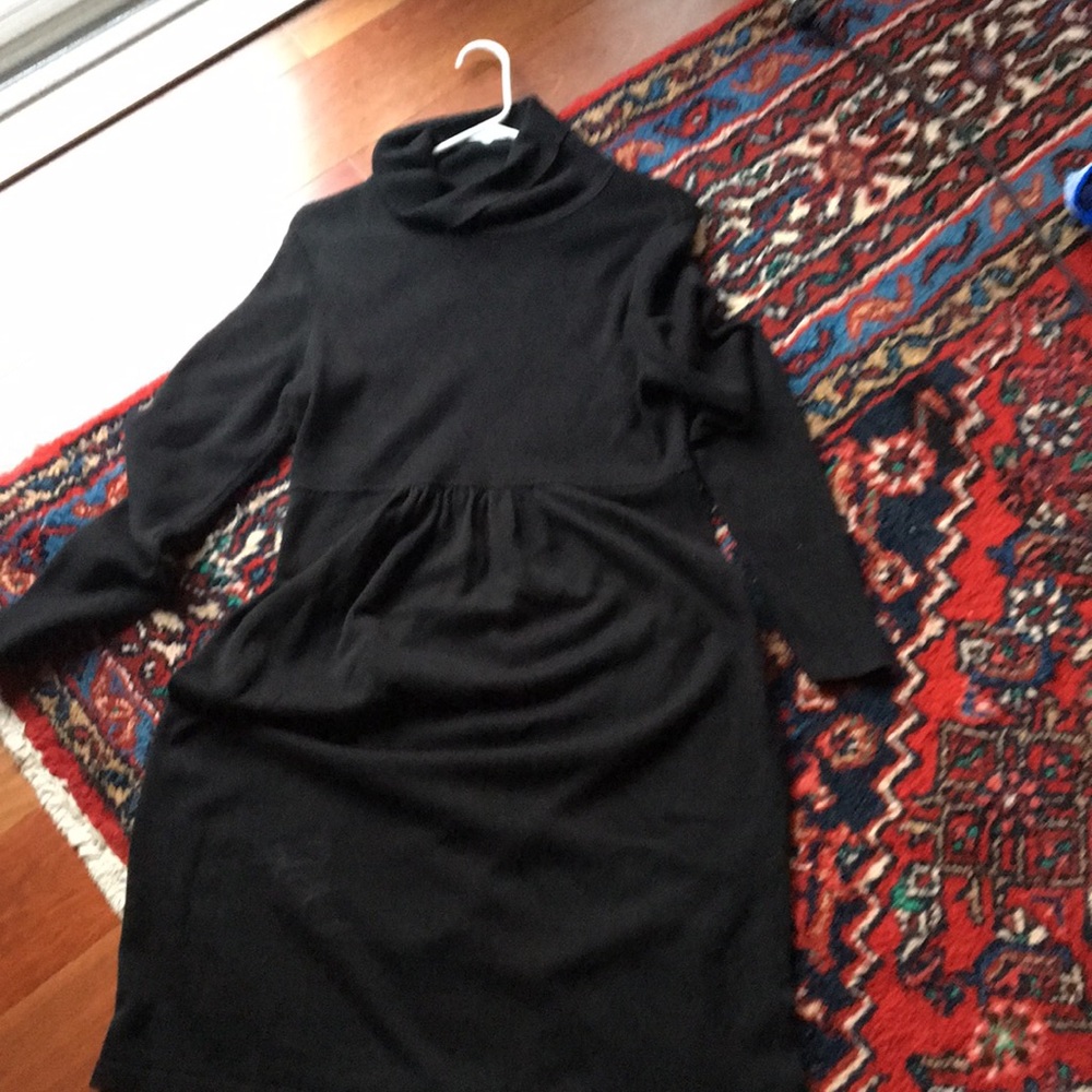 Black sweater dress size L